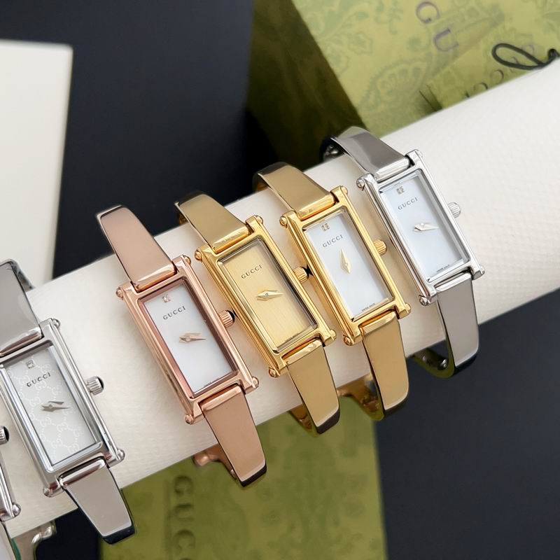 Gucci watch 110375